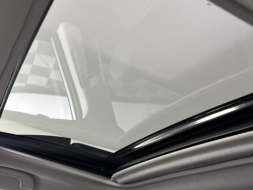 Thumbnail: 2018 Subaru Outback - 20