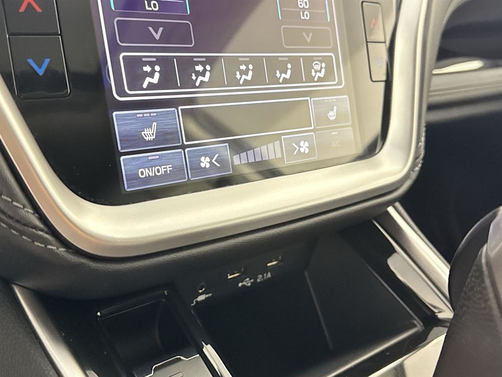 2021 Subaru Outback Limited 26