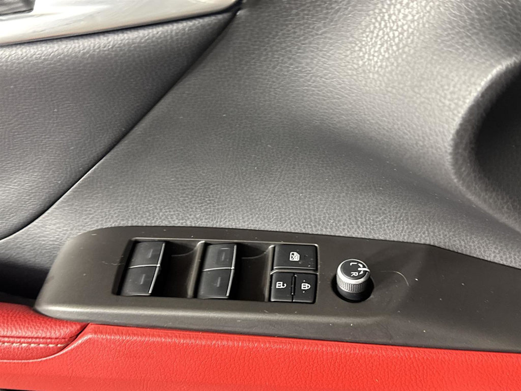 2023 Toyota Camry XSE 23