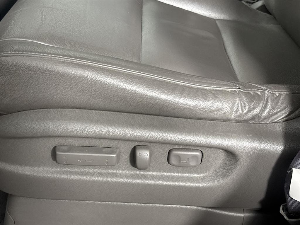 Thumbnail: 2016 Honda Odyssey - 16