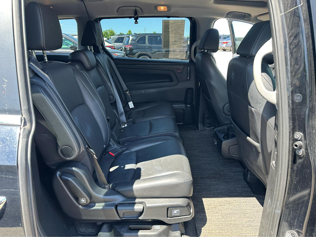 Thumbnail: 2023 Honda Odyssey - 10