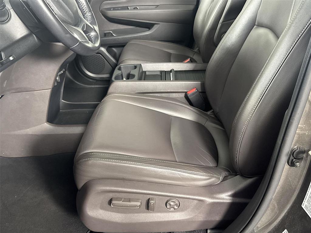 Thumbnail: 2019 Honda Odyssey - 7