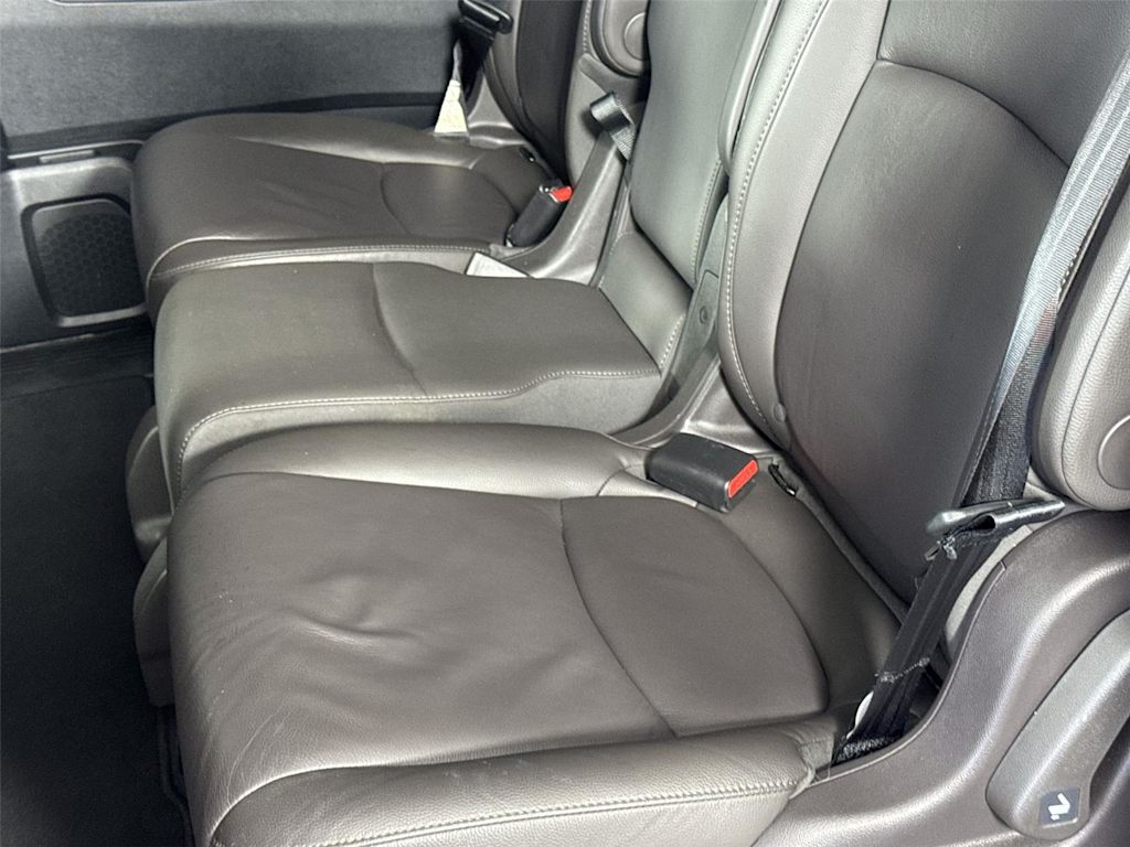Thumbnail: 2019 Honda Odyssey - 19