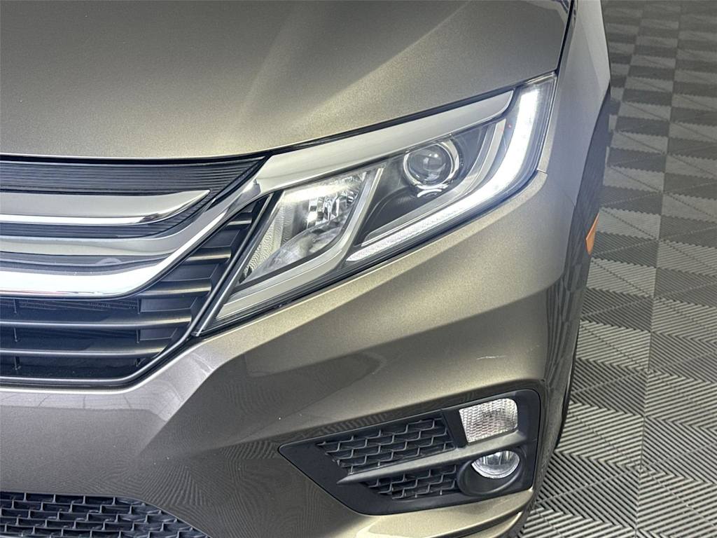 Thumbnail: 2019 Honda Odyssey - 16