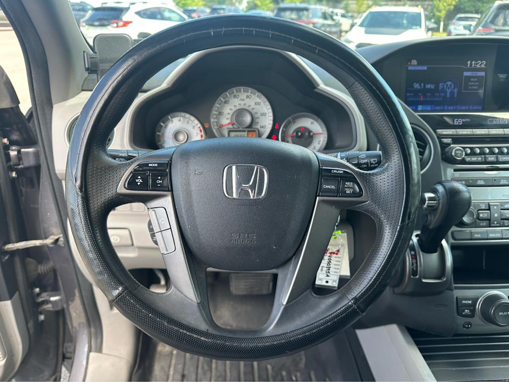 Thumbnail: 2015 Honda Pilot - 2