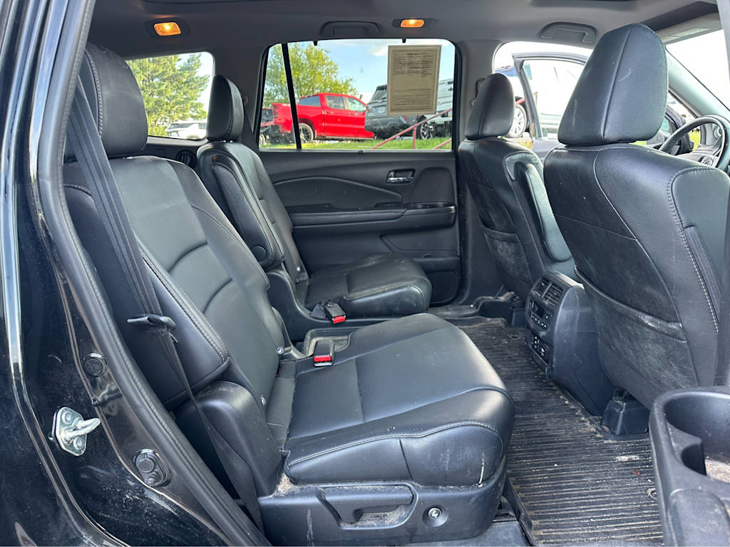 Thumbnail: 2018 Honda Pilot - 10
