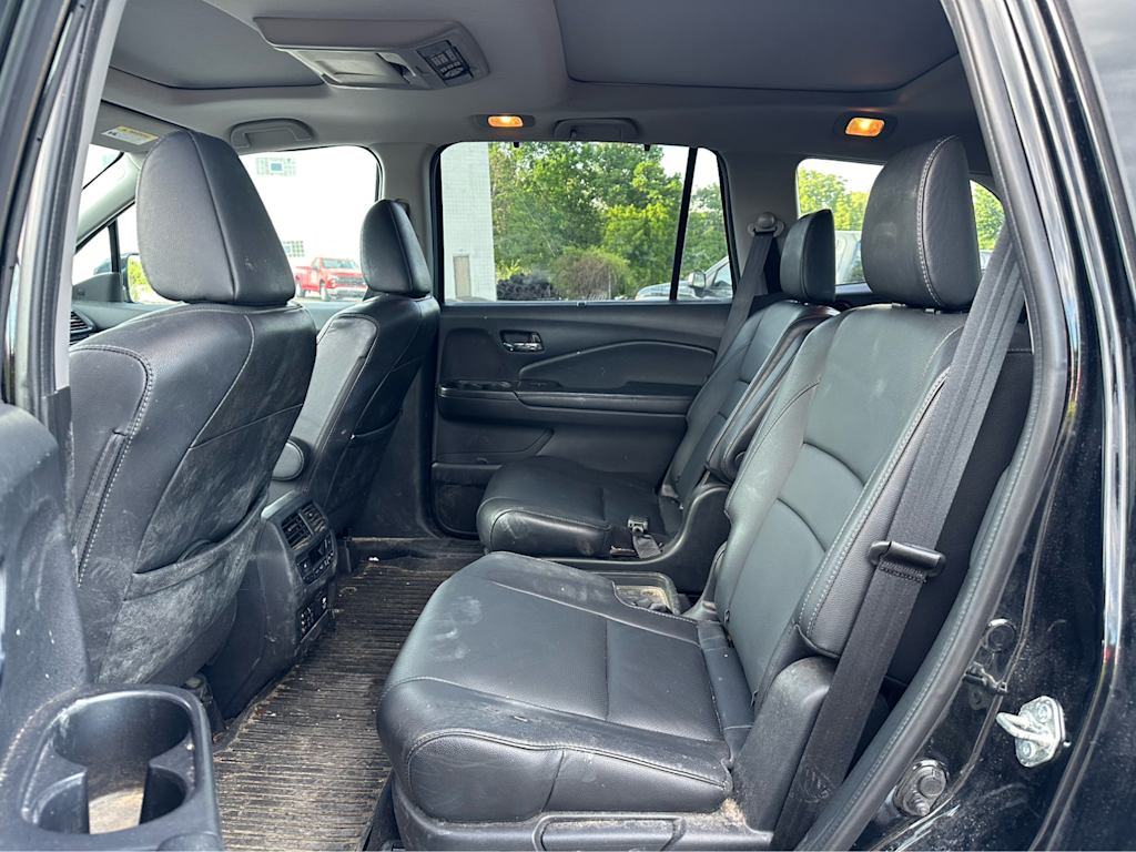 Thumbnail: 2018 Honda Pilot - 24