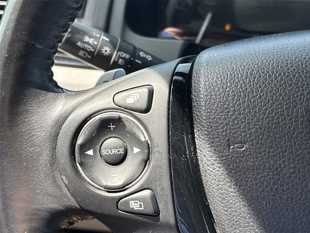 Thumbnail: 2018 Honda Pilot - 25