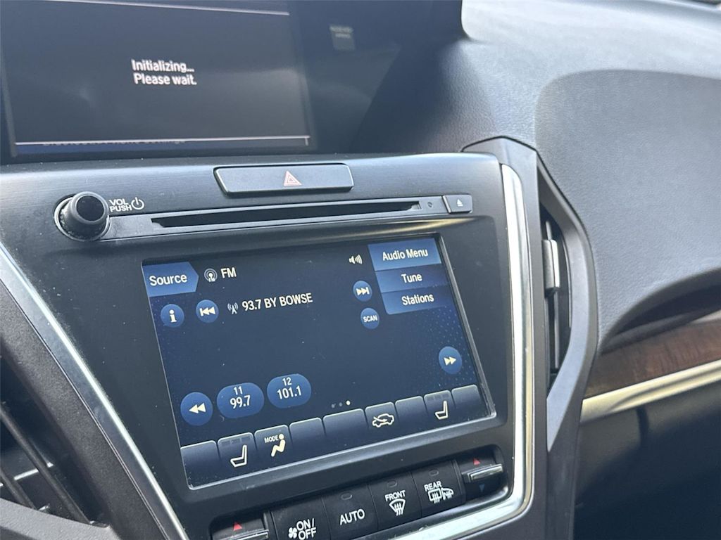 Thumbnail: 2018 Acura MDX - 9