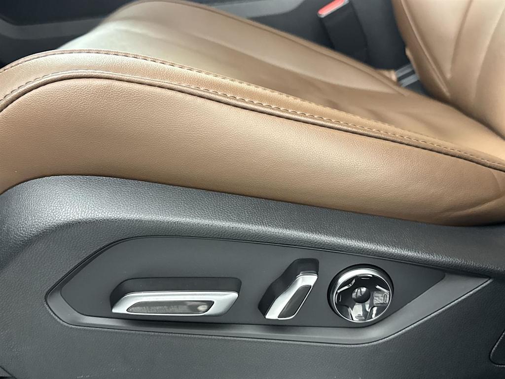 Thumbnail: 2024 Acura MDX - 16