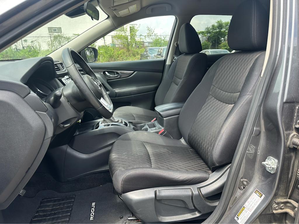 Thumbnail: 2019 Nissan Rogue - 9