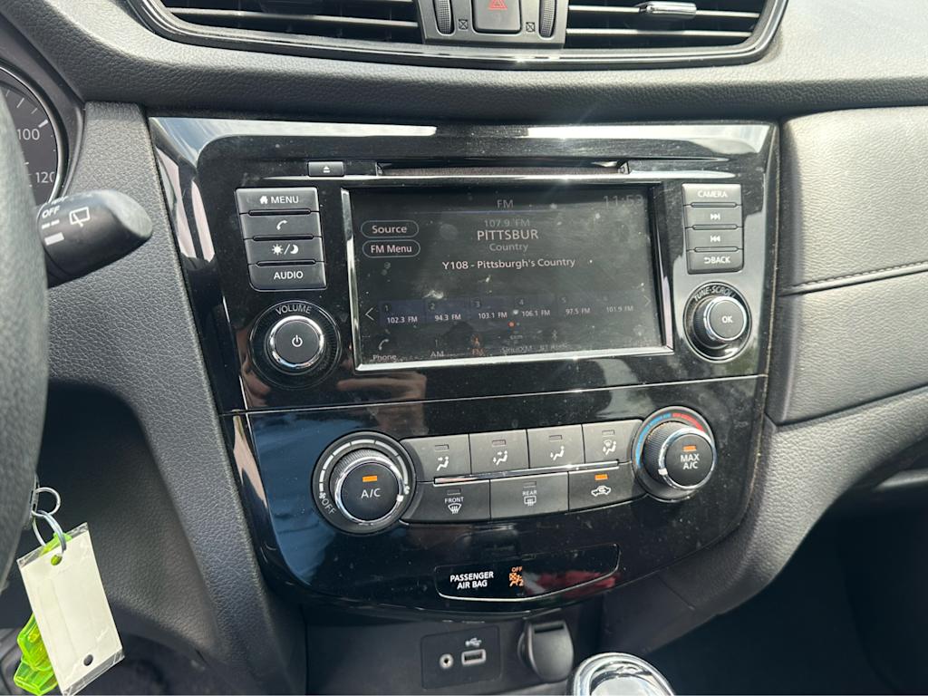 Thumbnail: 2019 Nissan Rogue - 11