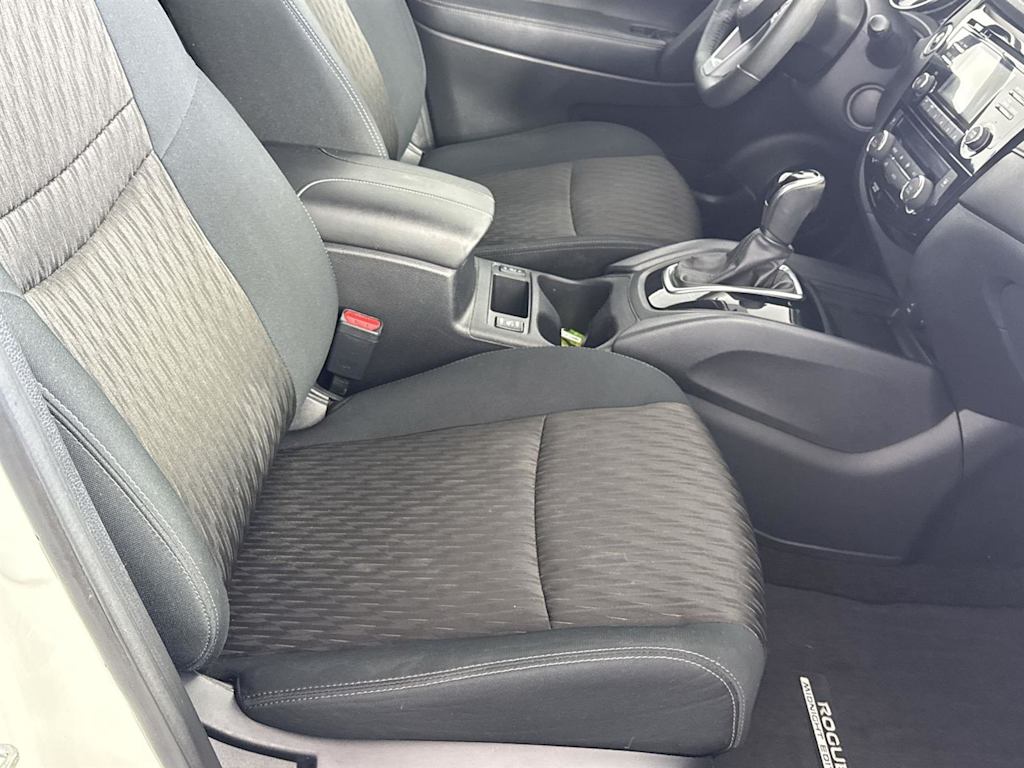 Thumbnail: 2017 Nissan Rogue - 20