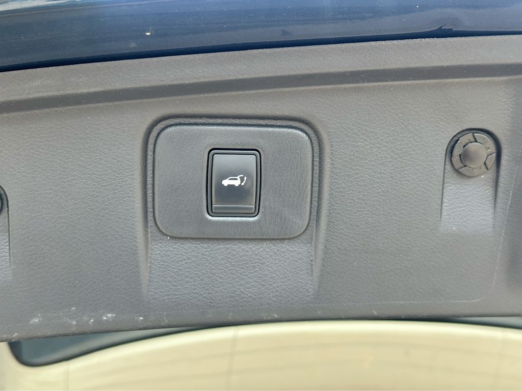 Thumbnail: 2015 Nissan Murano - 25