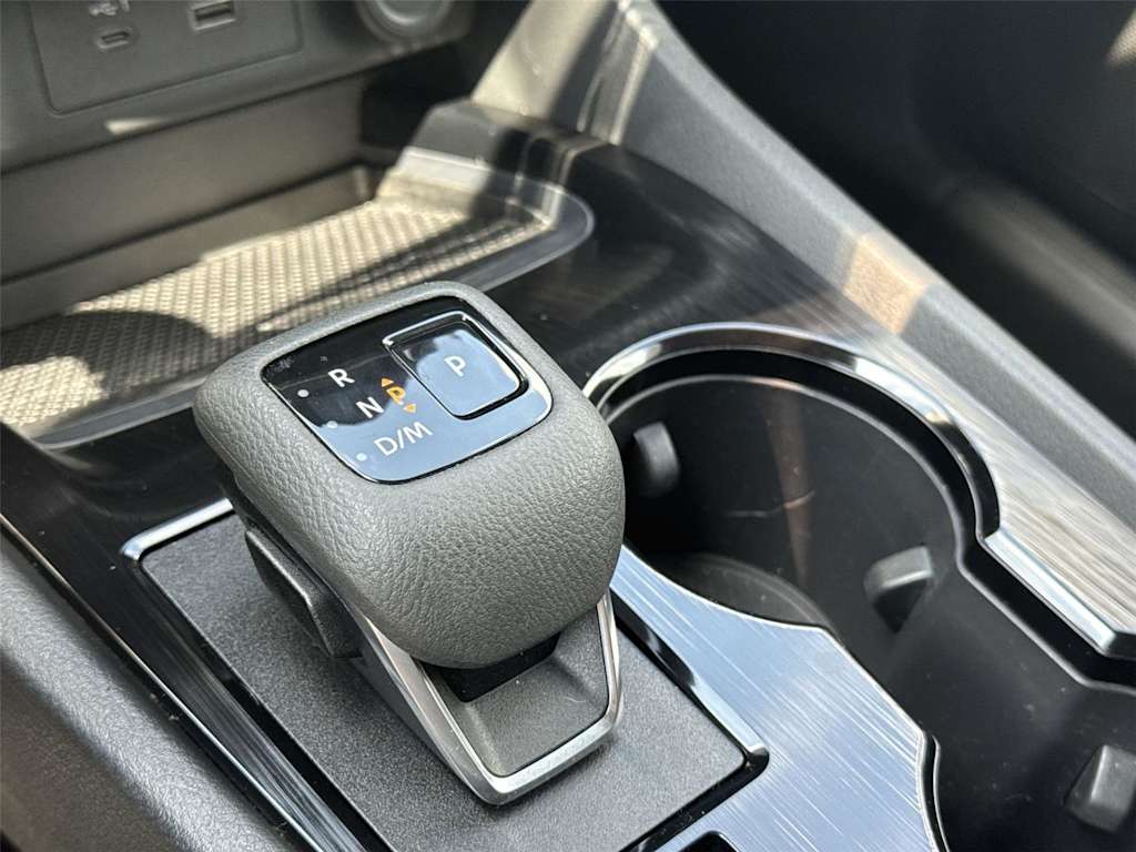Thumbnail: 2023 Nissan Rogue - 10