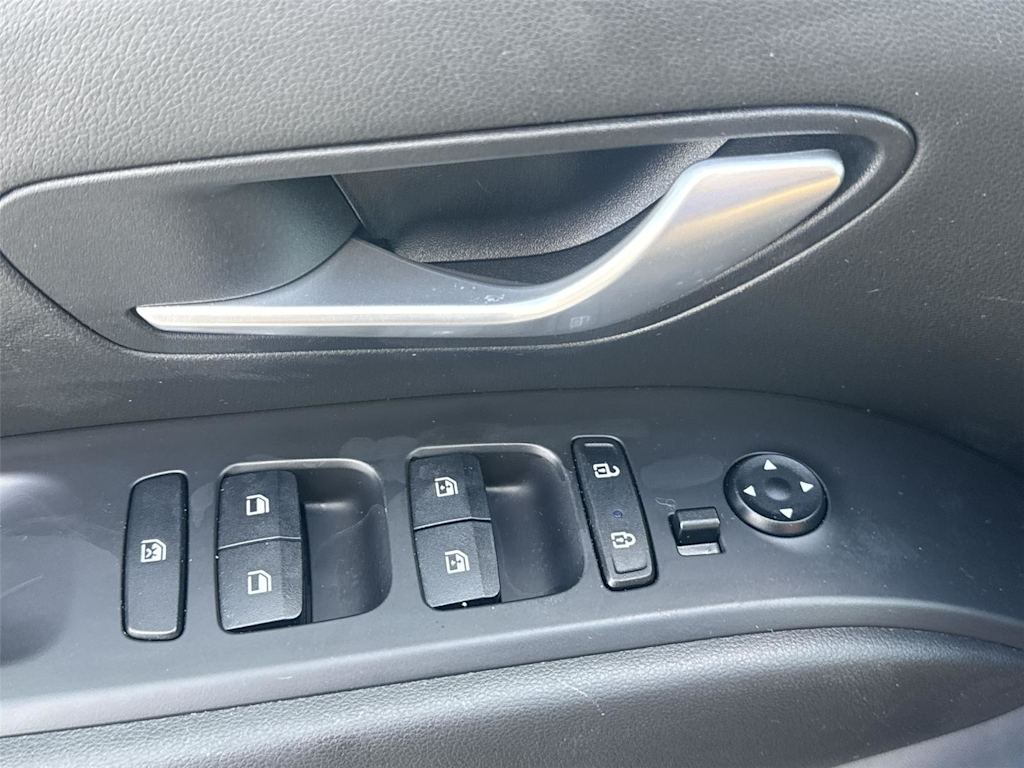 Thumbnail: 2023 Hyundai Tucson - 24