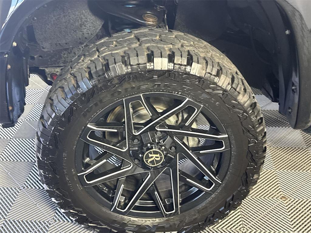 Thumbnail: 2021 Toyota Tundra - 7