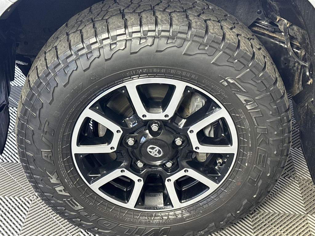 Thumbnail: 2019 Toyota Tundra - 7