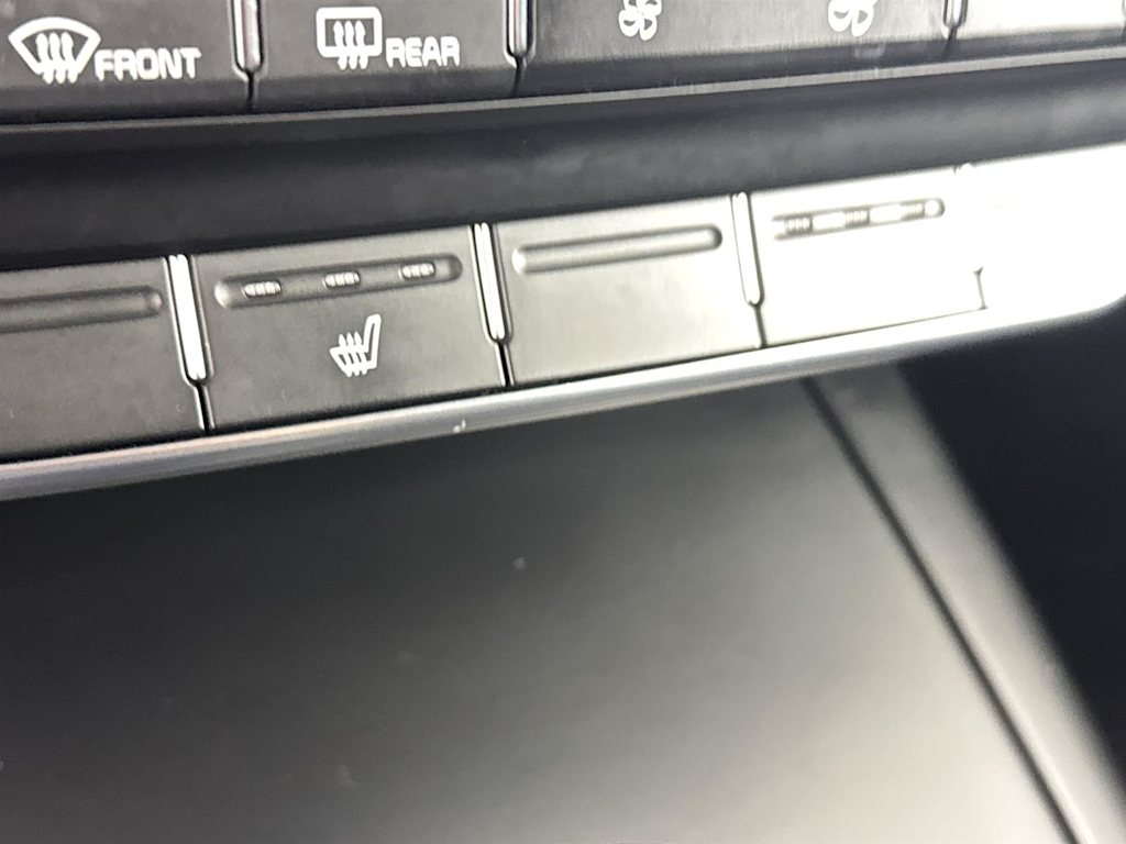 2019 Kia Sorento LX 12