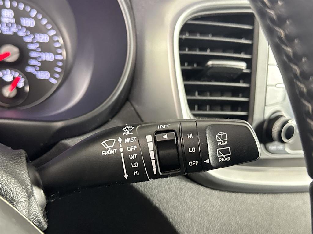 2019 Kia Sorento LX 30