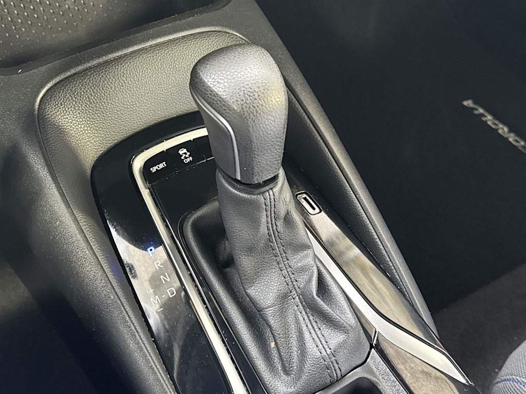 Thumbnail: 2021 Toyota Corolla - 11