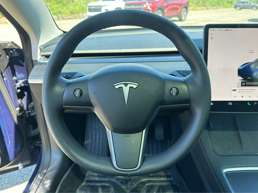 Thumbnail: 2023 Tesla Model 3 - 12