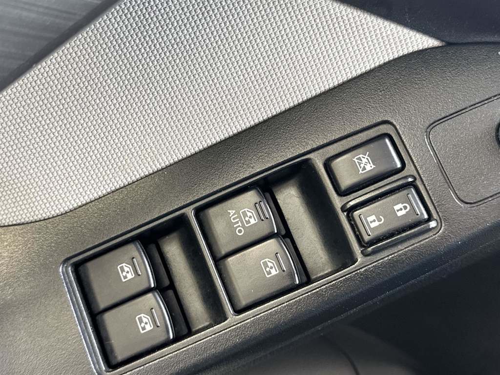 Thumbnail: 2015 Subaru Forester - 27