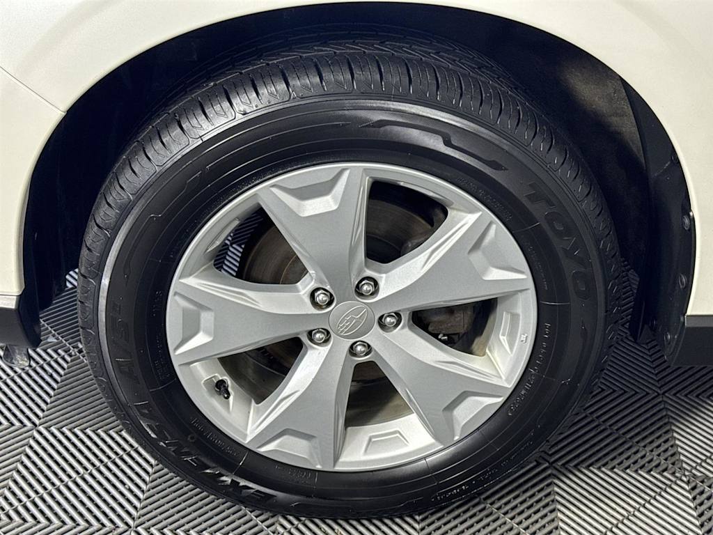 Thumbnail: 2015 Subaru Forester - 6