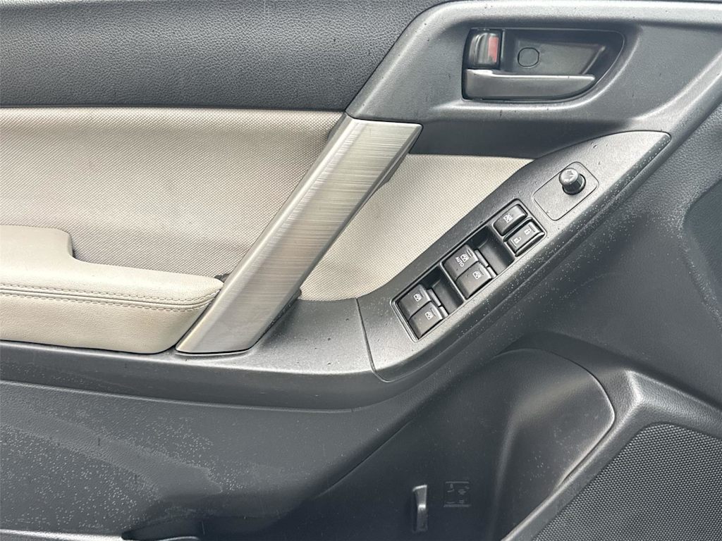 Thumbnail: 2016 Subaru Forester - 22