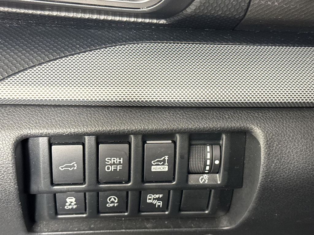 2020 Subaru Forester Limited 28