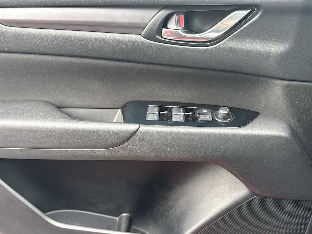 Thumbnail: 2018 Mazda CX-5 - 22