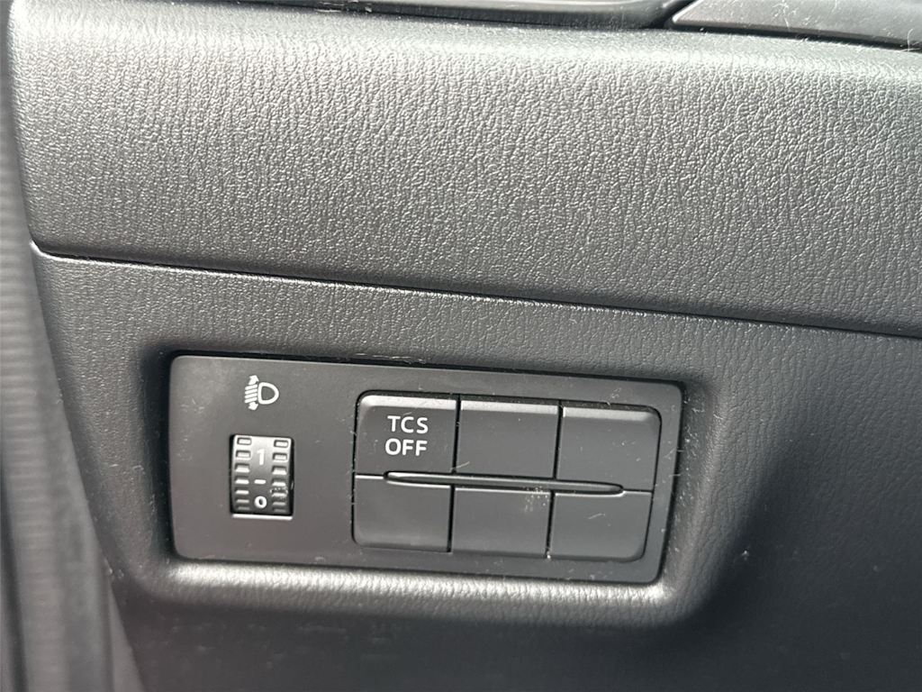 Thumbnail: 2018 Mazda CX-5 - 24