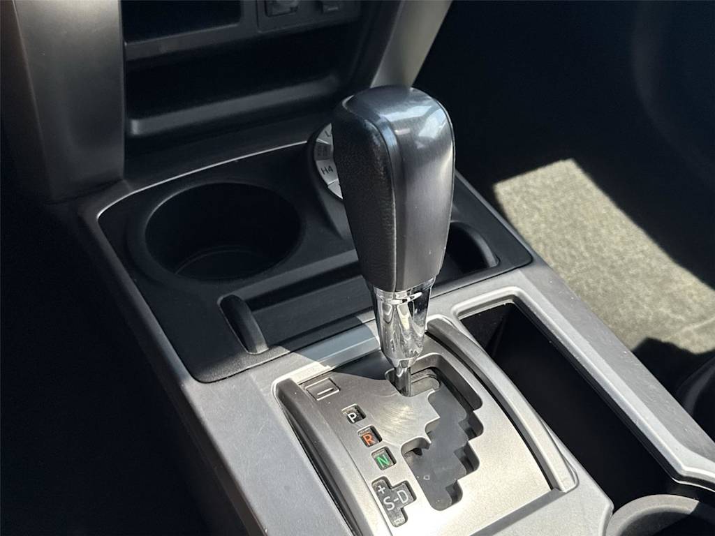 Thumbnail: 2016 Toyota 4Runner - 11