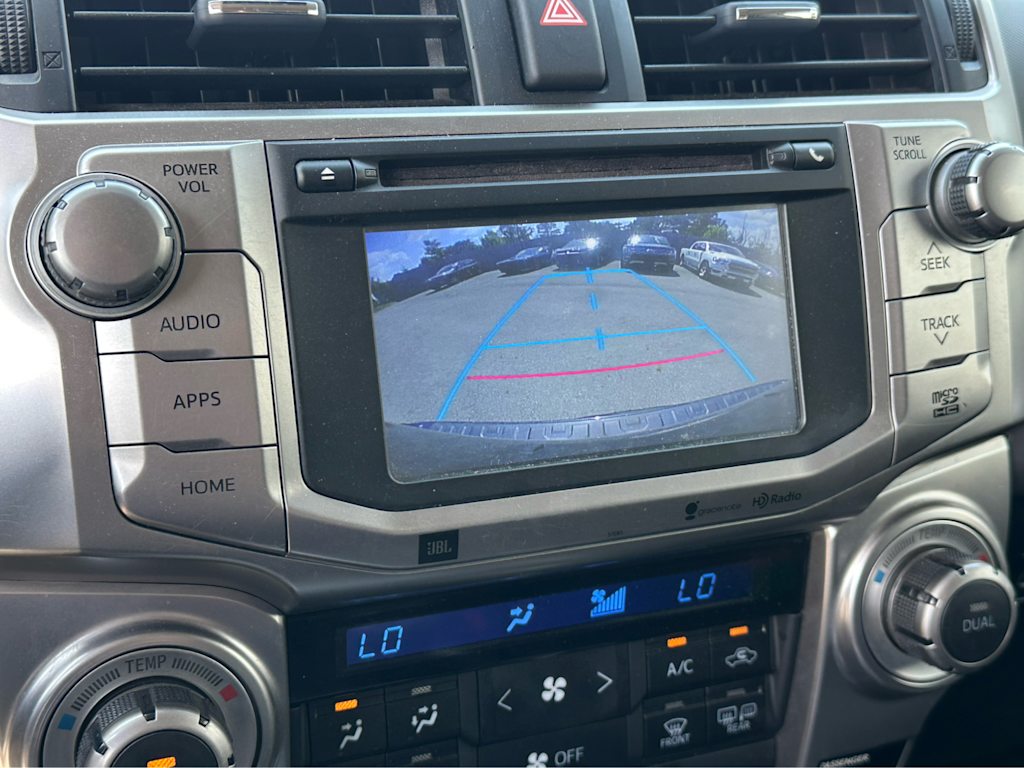Thumbnail: 2014 Toyota 4Runner - 18