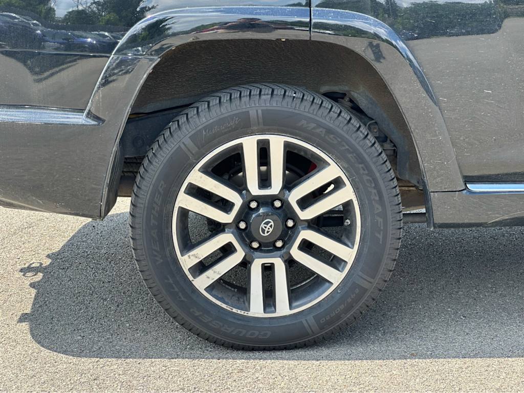Thumbnail: 2014 Toyota 4Runner - 7
