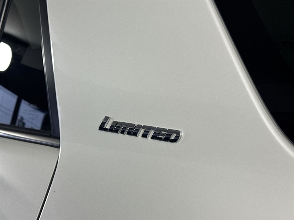 Thumbnail: 2023 Toyota 4Runner - 6