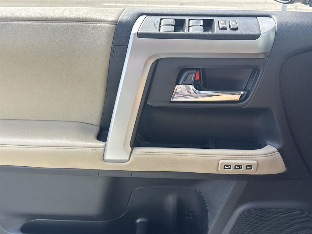 Thumbnail: 2023 Toyota 4Runner - 24