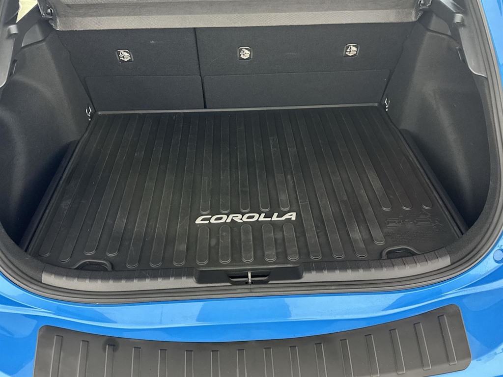 2021 Toyota Corolla XSE 13