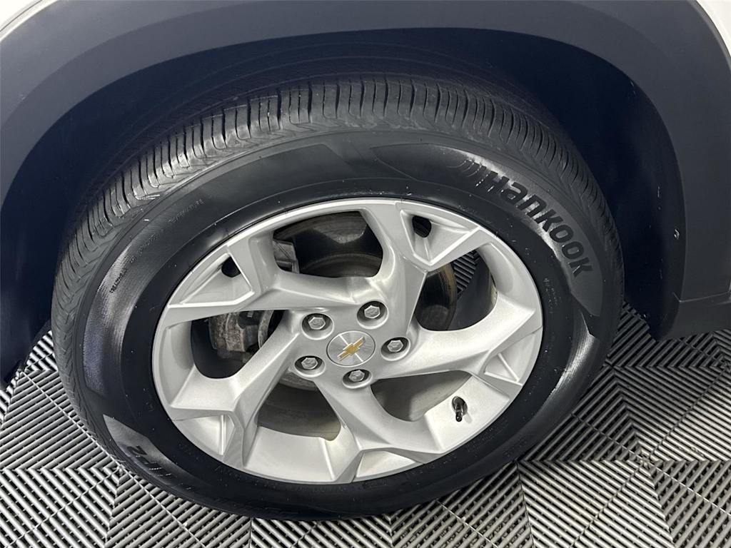 Thumbnail: 2024 Chevrolet Trax - 6
