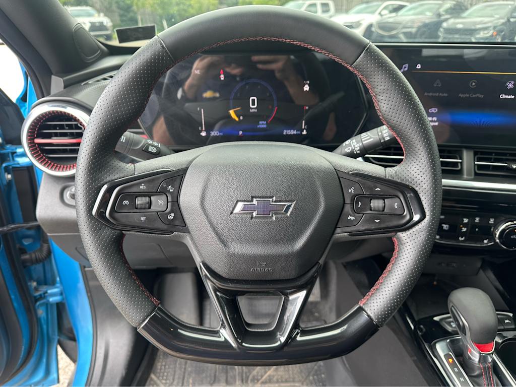 Thumbnail: 2025 Chevrolet Trax - 2