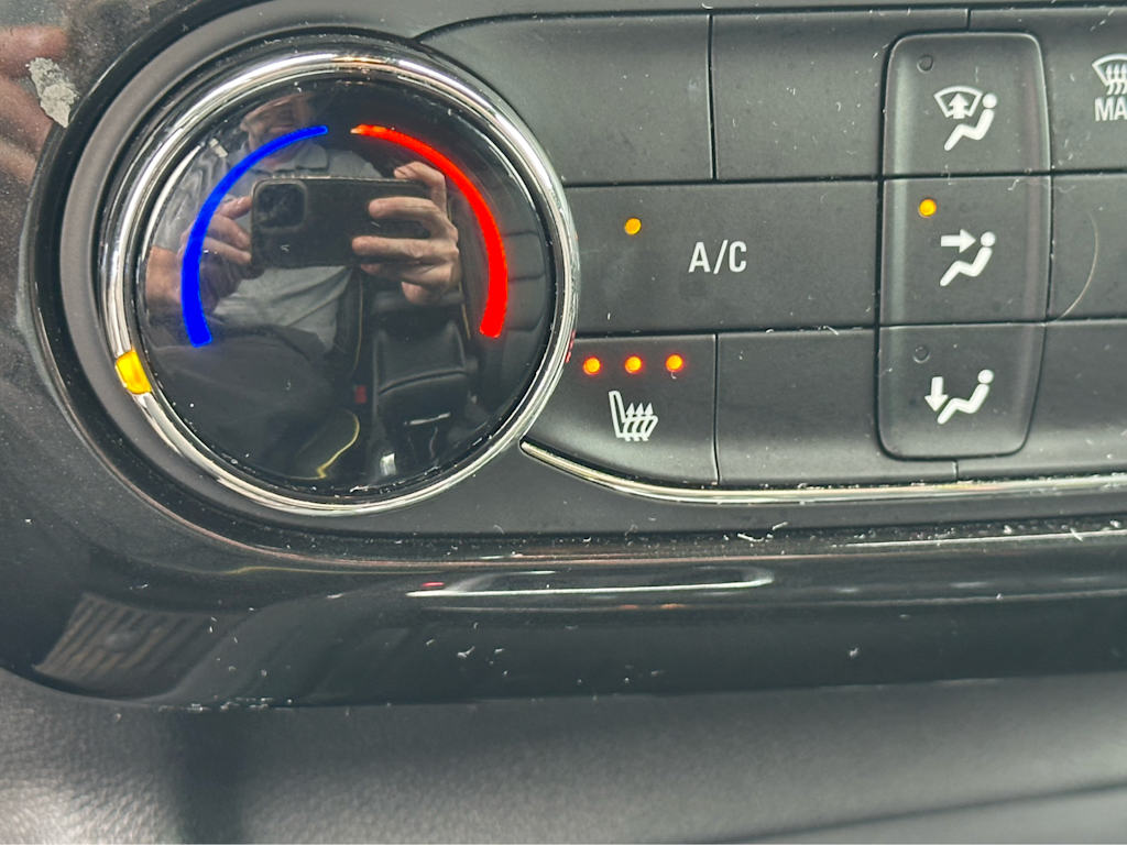 Thumbnail: 2025 Chevrolet TrailBlazer - 19