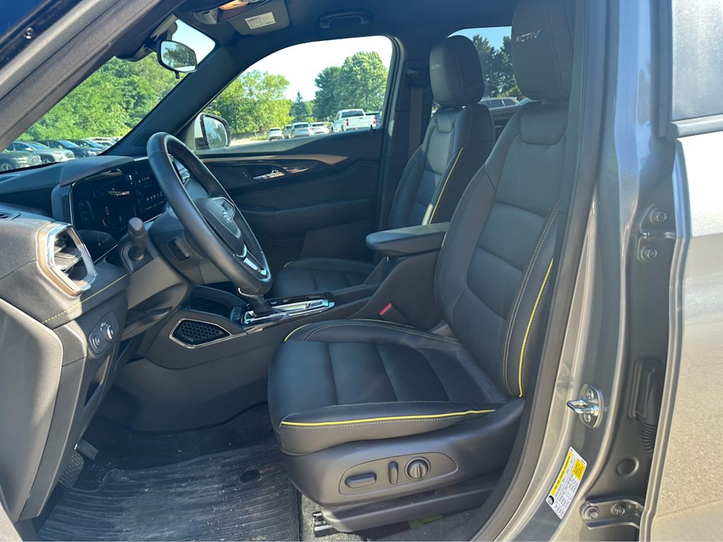 Thumbnail: 2025 Chevrolet TrailBlazer - 9