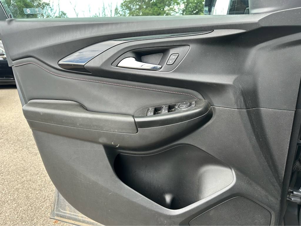 Thumbnail: 2021 Chevrolet TrailBlazer - 21