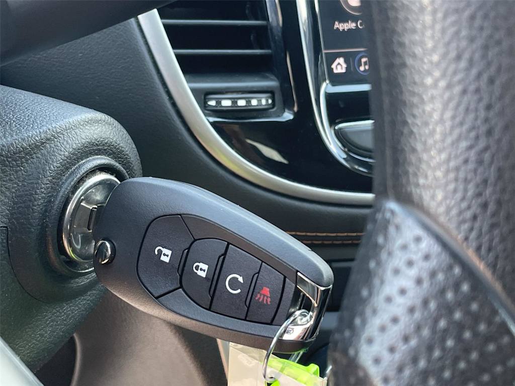 Thumbnail: 2020 Chevrolet Trax - 29
