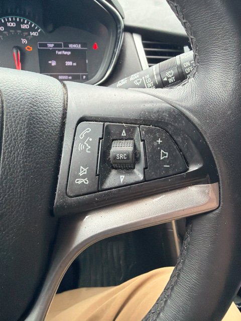 Thumbnail: 2021 Chevrolet Trax - 10
