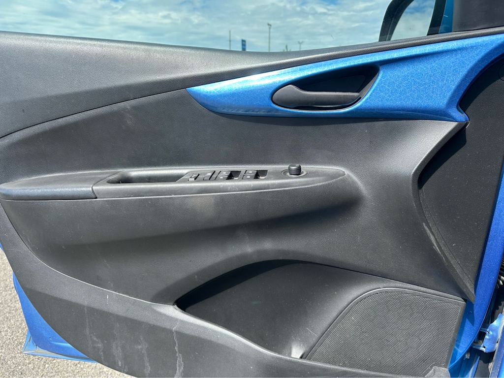 Thumbnail: 2016 Chevrolet Spark - 21