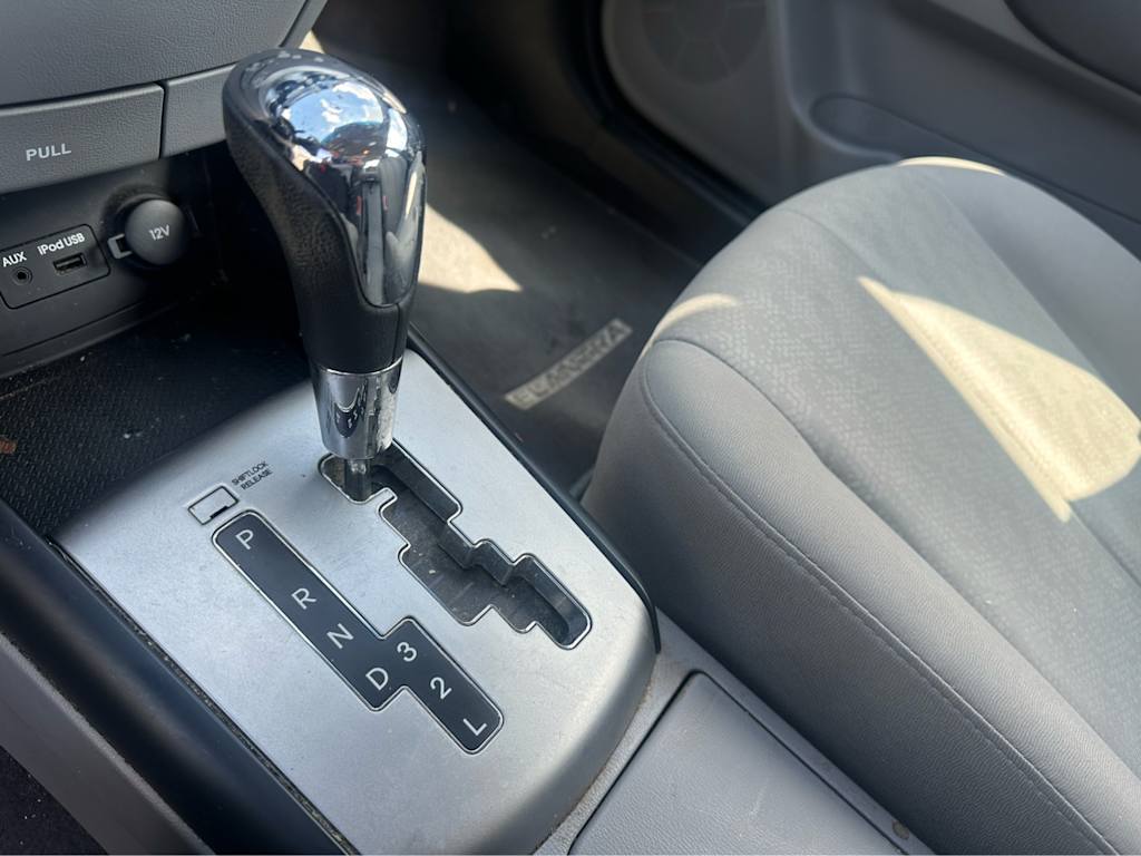 Thumbnail: 2010 Hyundai Elantra - 12