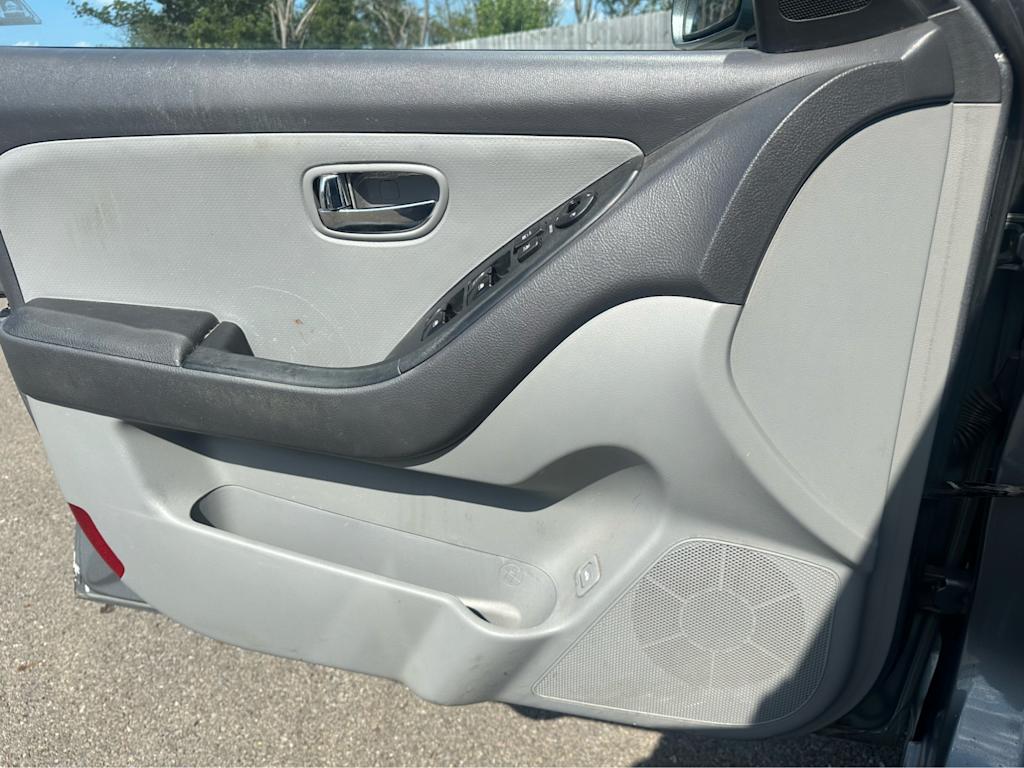 Thumbnail: 2010 Hyundai Elantra - 19