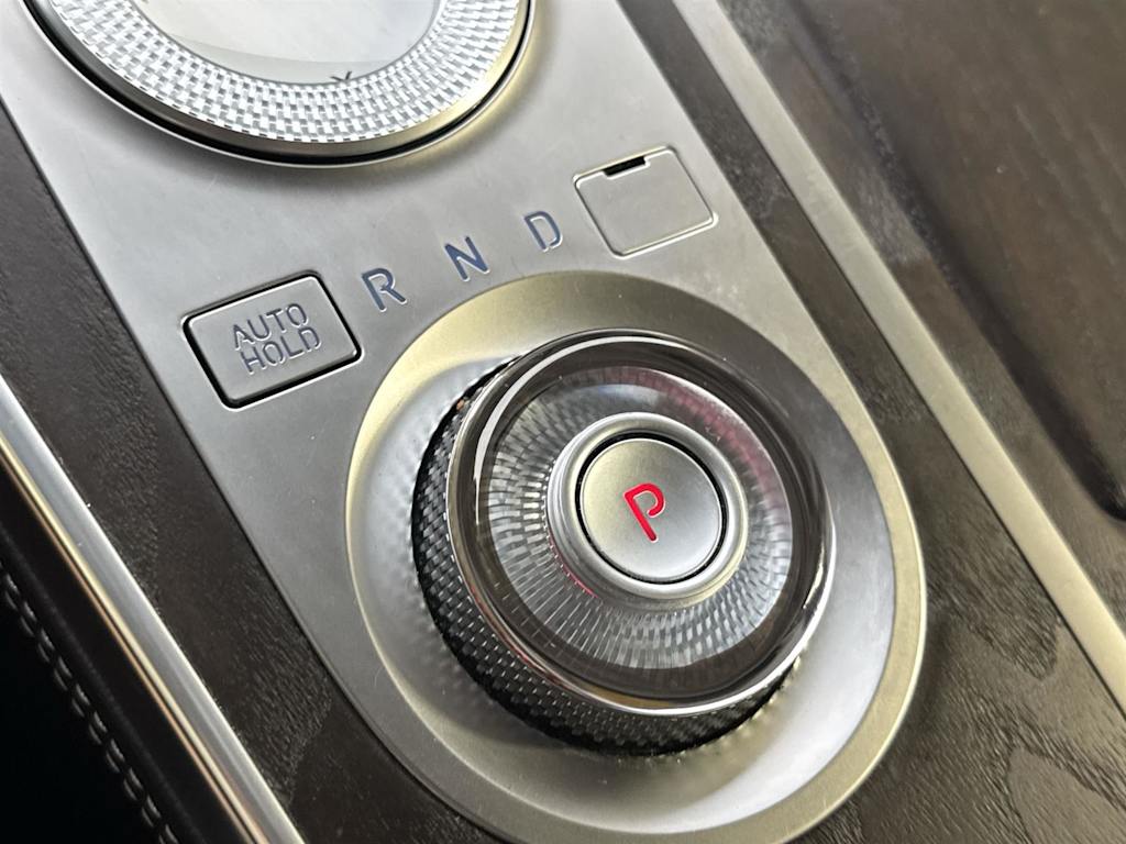 Thumbnail: 2021 Genesis GV80 - 24