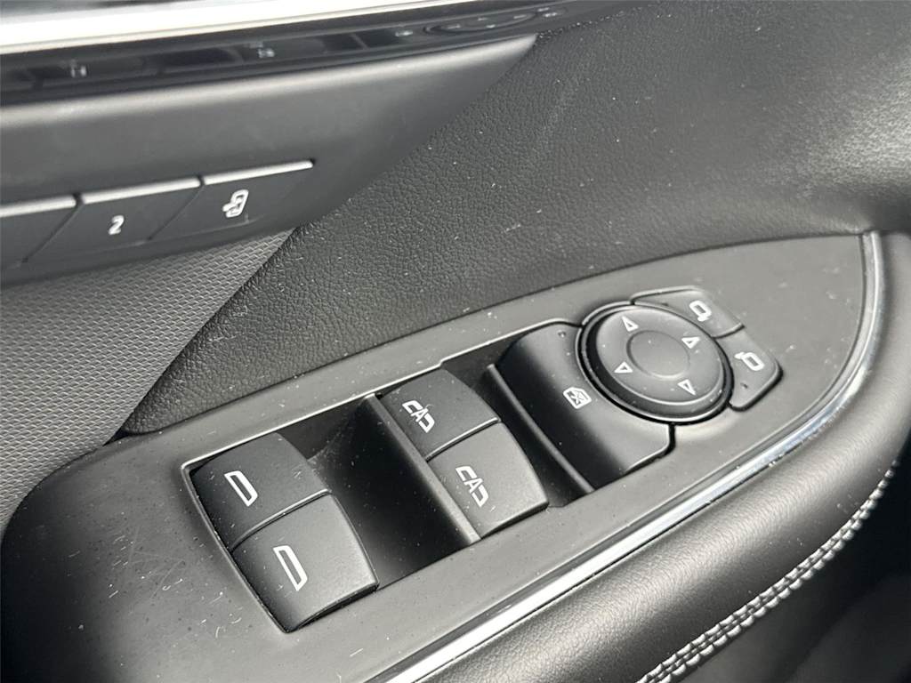 Thumbnail: 2025 Buick Envision - 23